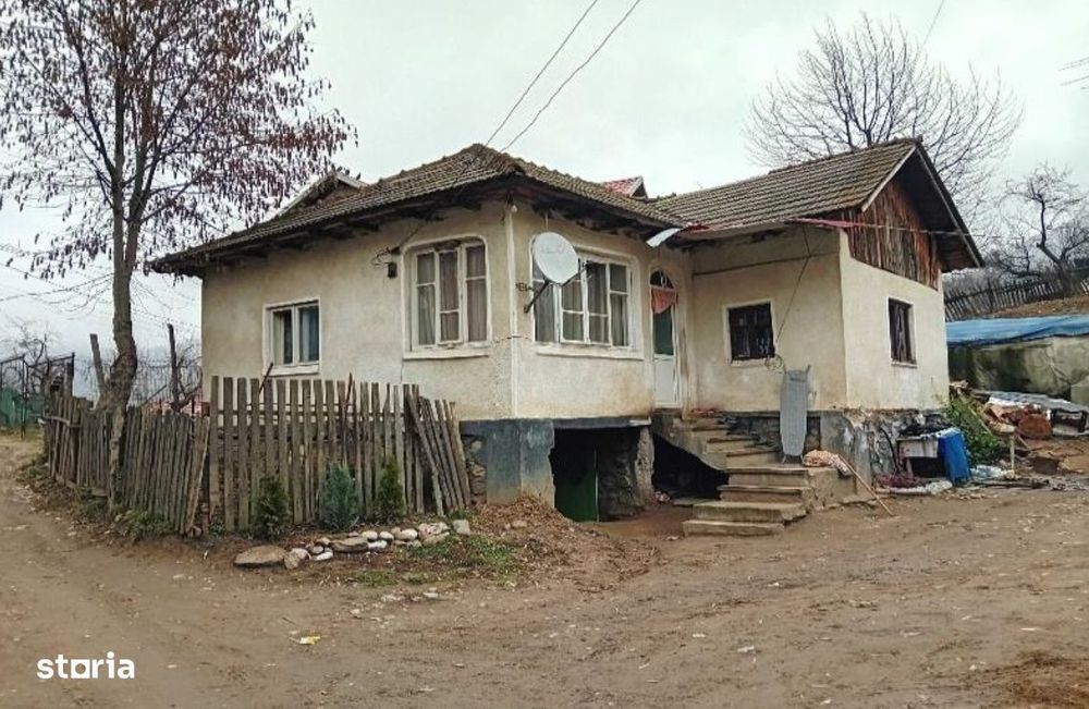 Cota de 1/2-Casa si teren-sat Rotunda, com. Corbeni, jud. Arges