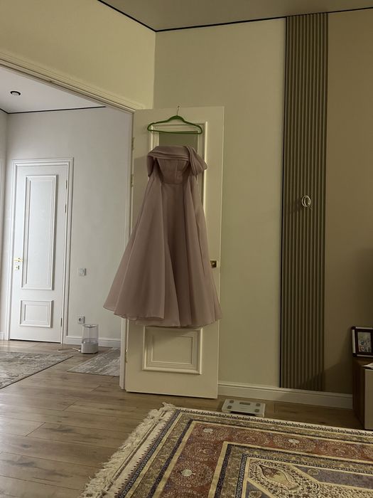 Вечернее платье размер 44-46