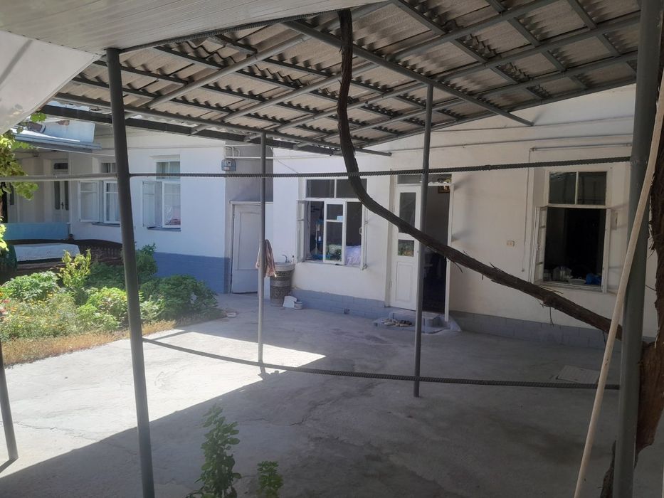 Ховли сотилади.Чигатой дарваза.3.7 сотих