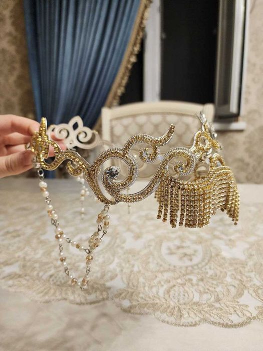 Свадебный наряд ANOR на келин салом. Ансамбль для келинок.