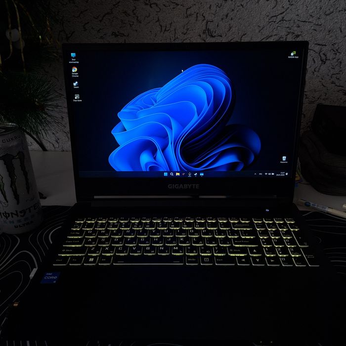 Игровой ноутбук GIGABITE