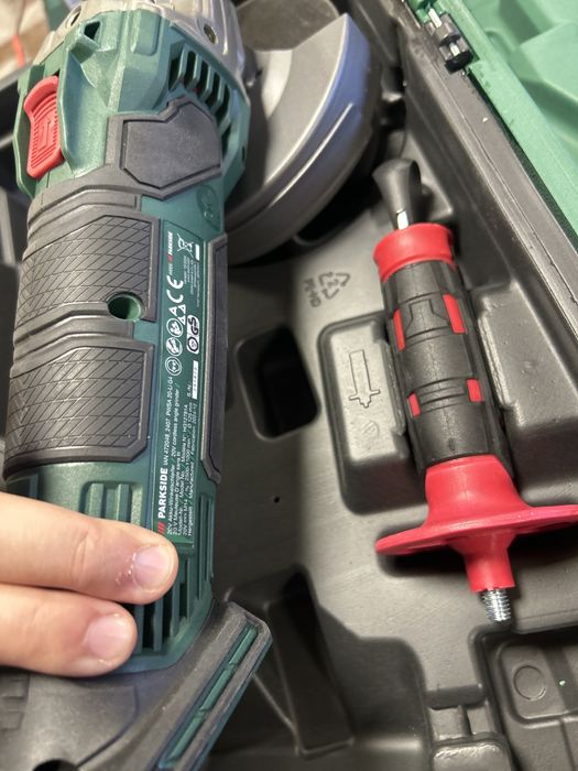 Акумулаторен ъглошлайф parkside