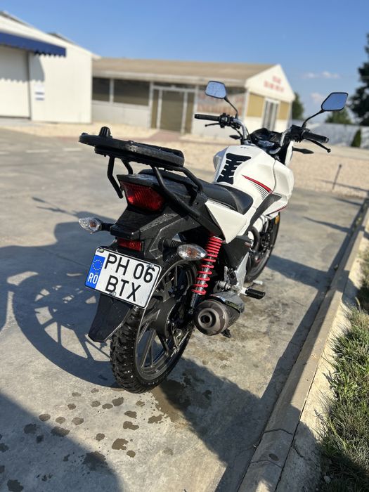 se vinde honda cbf,125