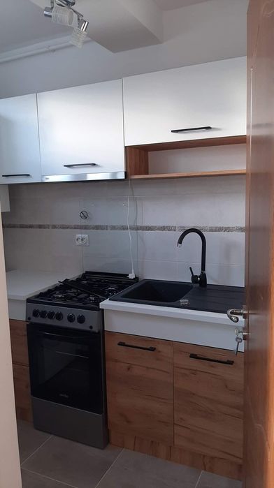 Inchiriez GARSONIERA  in blocul G2