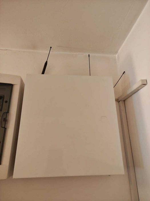 Sistem centrala alarma antiefractie Paradox
