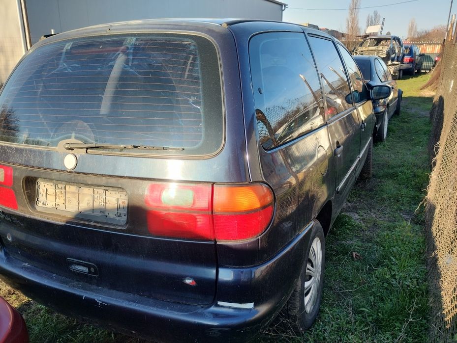 Фолксваген Шаран на части 2 бр