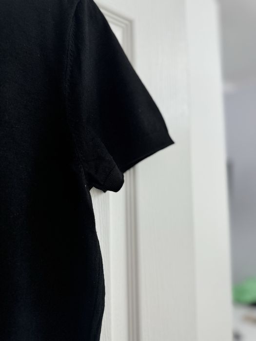 Tricou negru tip basic, mărimea L – material moale și confortabil