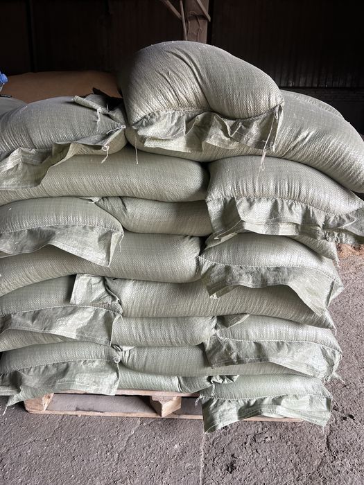 Продаётся ячмень пшеница в мешках