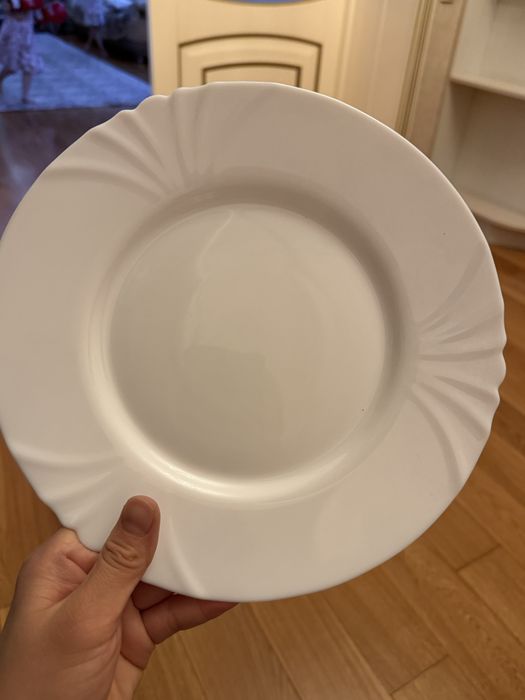 Продам тарелки новые