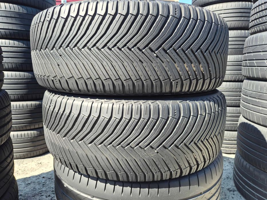 2 Anvelope VARA IARNA 4Sezoane - 225/55/19 103V XL - Michelin CrossClimate 2 SUV - CA NOI - DOT 2025 !