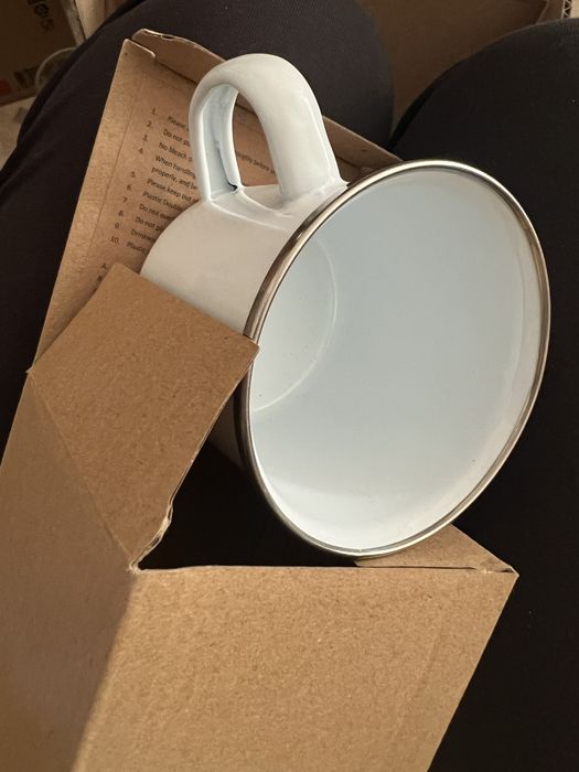 Бокалы кружки чашки для горячих