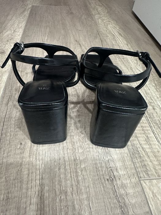 Босоножки zara рр 38