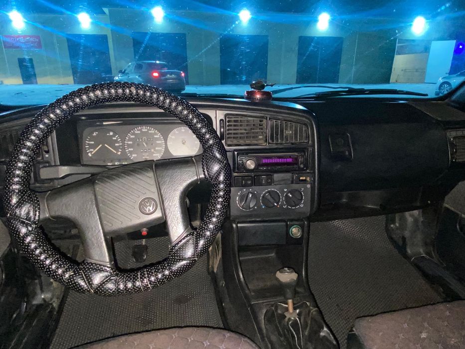 прлдам пассат б3, или обмен на айфон 17