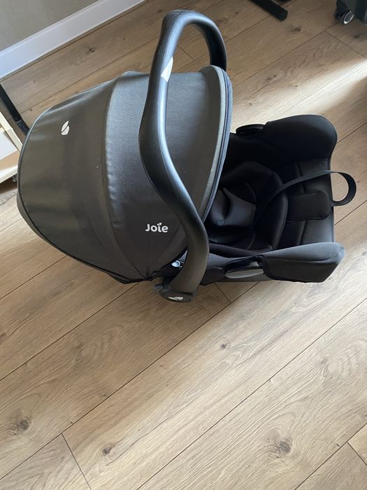 Детское кресло люлька Joie