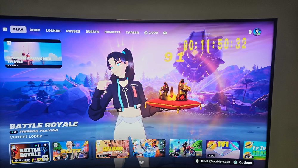 PlayStation 4 Pro (Плейстейшън) + Fortnite (Фортнайт) профил (180+ скина, 2600 V-Bucks) + игри