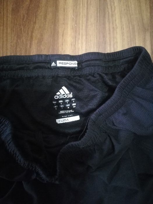 Pantaloni scurți Adidas response formotion
