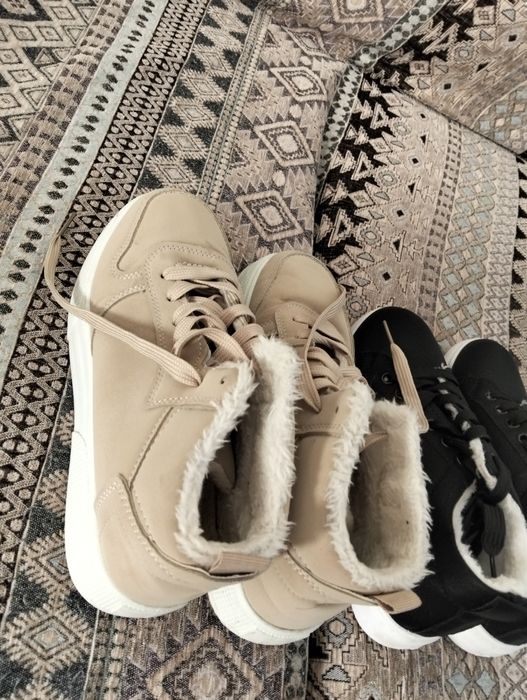 Кроссовки женские размер 36