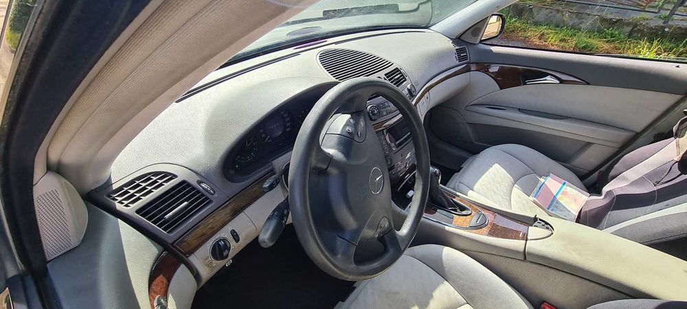 Mercedes E 211 E 240 Бензин на части.