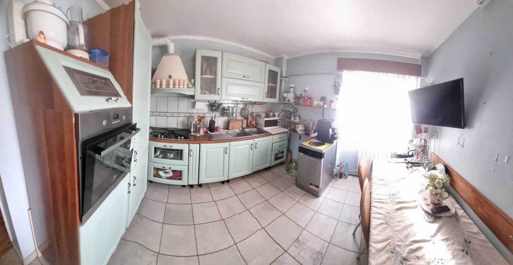 Vand apartament 4 camere