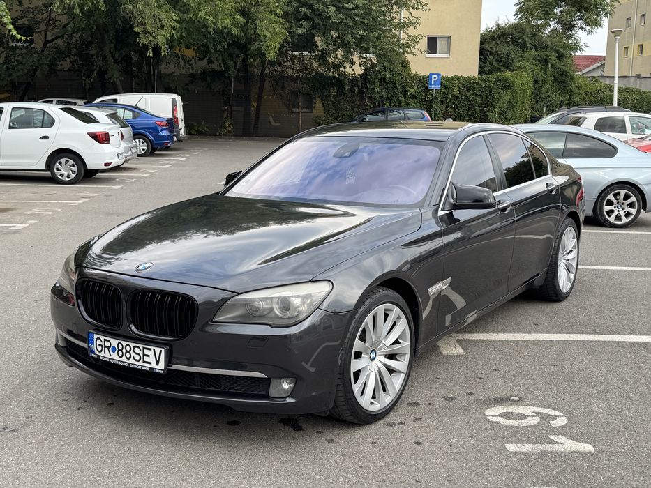 BMW Seria 7 2010 — imagine 1