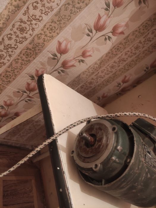 Продам Электроматор.