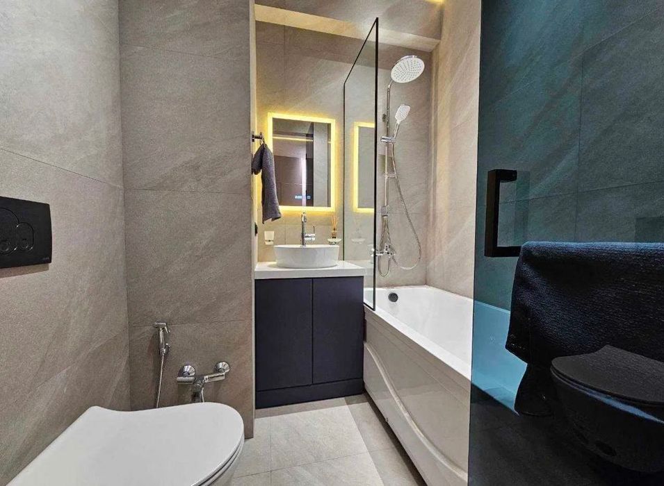 Ойбек нрж Сдаётся л новая шикарная квартира в элитном комплексе