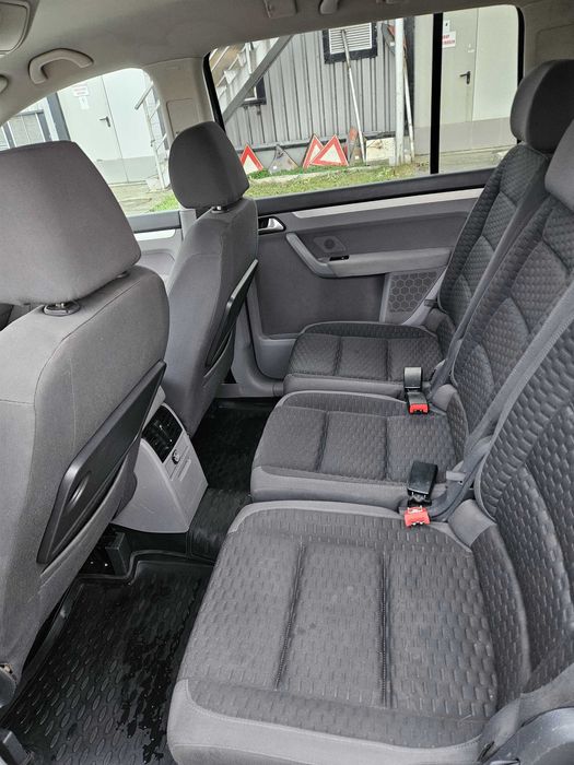 Volkswagen Touran Highline 2009 2.0 TDI