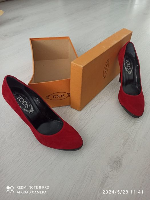 Pantofi eleganți și foarte comozi