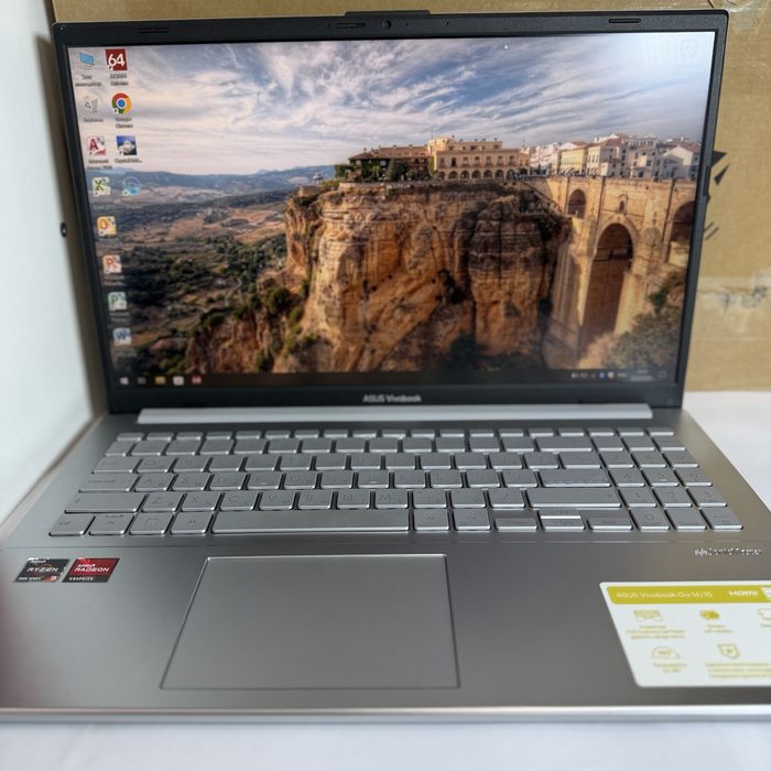 Ноутбук Asus E1504F