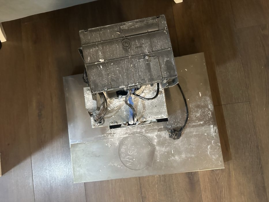 Вытяжка  Electrolux