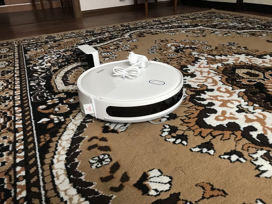 Продам новый пылесос робот