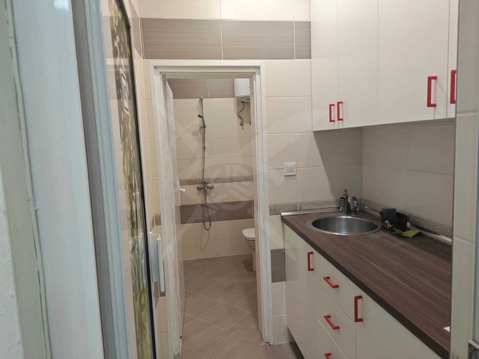 Дава се под наем Офис в Пловдив, Център - 230 кв.м за 997.05 € - Снимка #12