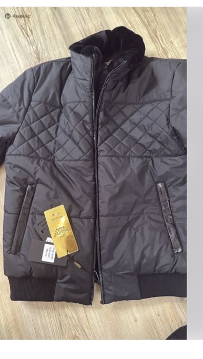 Мужская куртка производства Турция