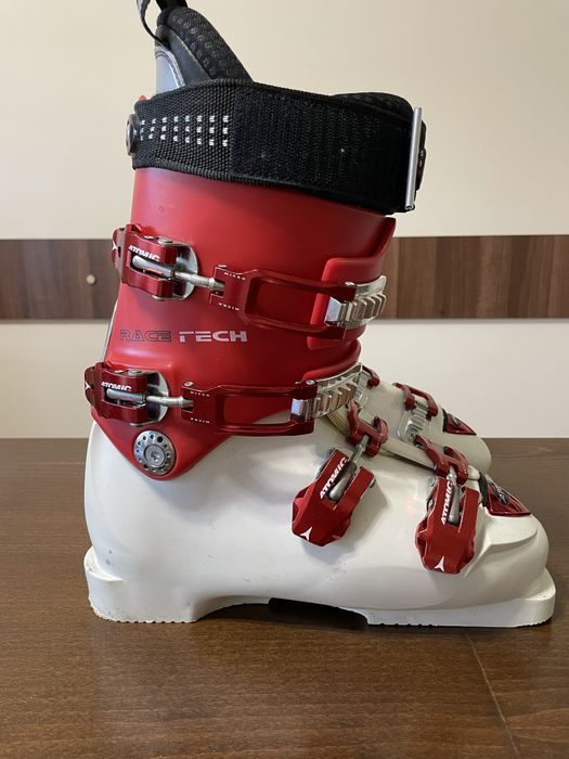 Ски обувки Atomic race