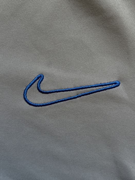 Nike training top за момче детско M блуза за тренировки