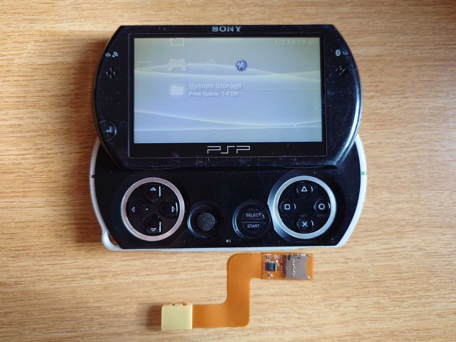Consola Sony PSP GO