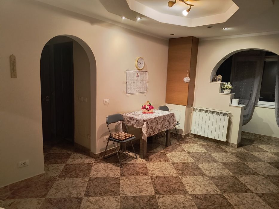 Apartament 3 camere | Făgăraș | Zona Gară | Mobilat + Boxă