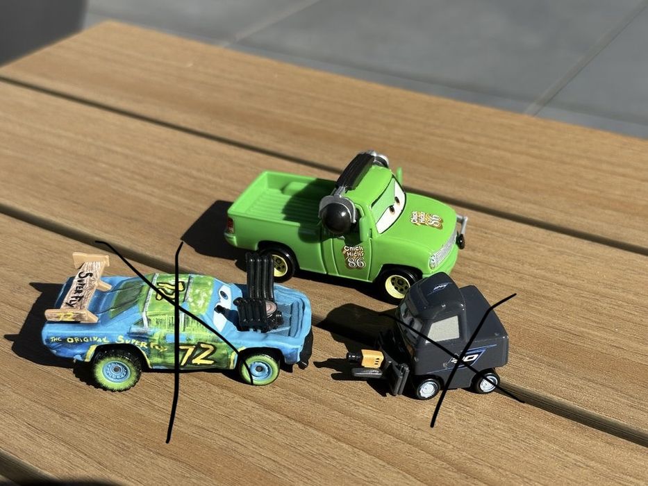 Mașinuța Pixar Cars Chick Hicks  Pick Up