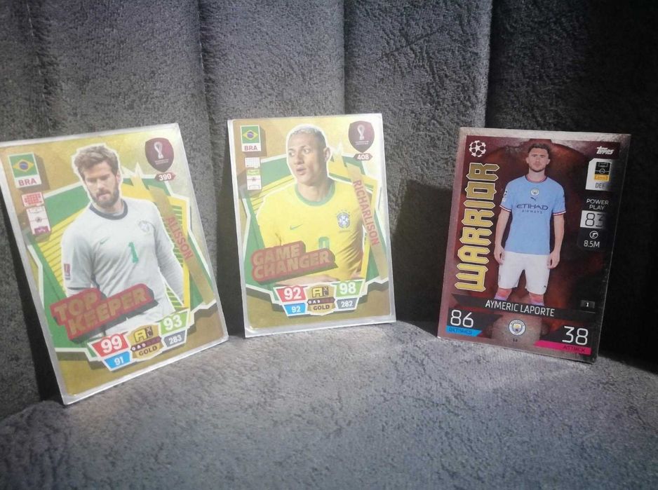 Лот 27бр Футболни карти Topps Match Attax & Panini Adrenalyn XL - Messi LEGEND, Ronaldo Silver LE, Vini Jr Black Edge, Bellingham & Gavi ROOKIE, Hakim