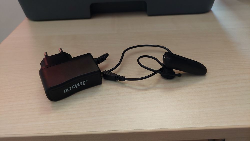 Handsfree Bluetooth Jabra model OTE9
