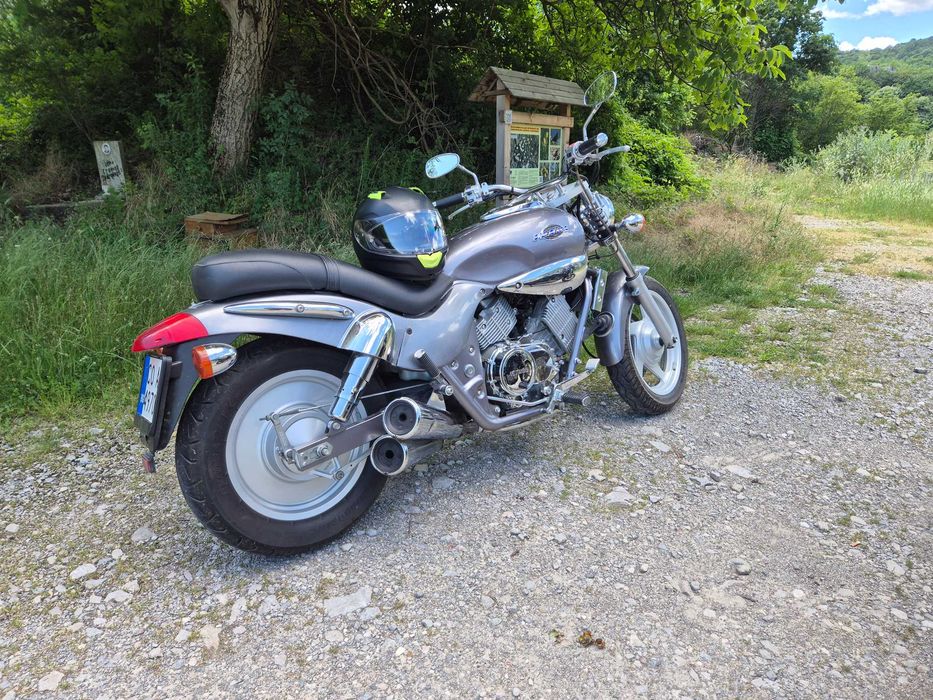 Kymco Venox (чопър)