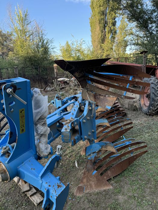 Плуг оборотный 4-х корпусной