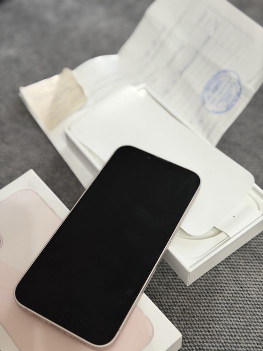 Продам iphone 13