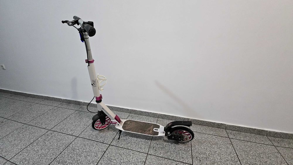 Детска тротинетка Biox за момиче