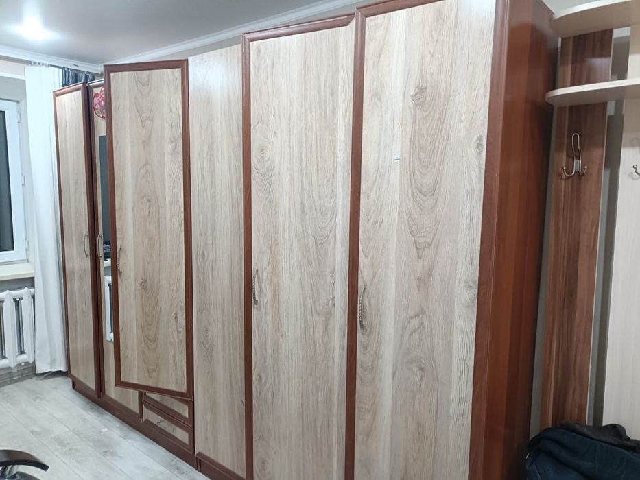 Продается шкаф в отличном состоянии