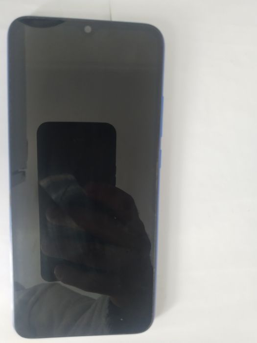 Продаю телефон редми