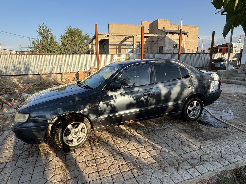 Toyota Corona продам