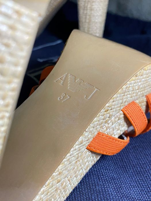 Armani Jeans сандали на платформа