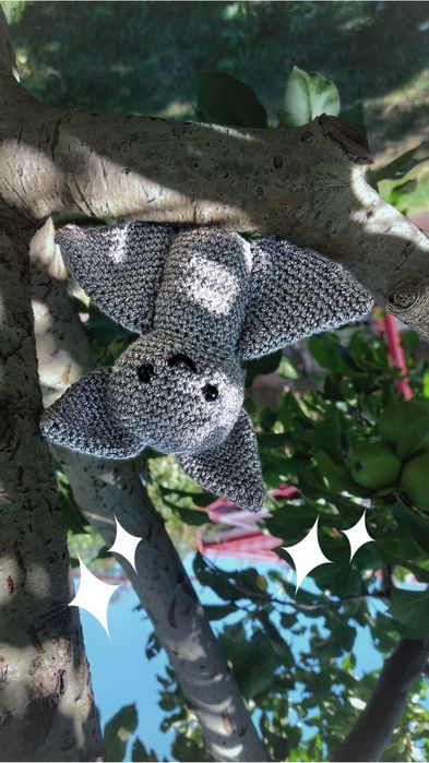 Liliacul Vlad - Croșetat