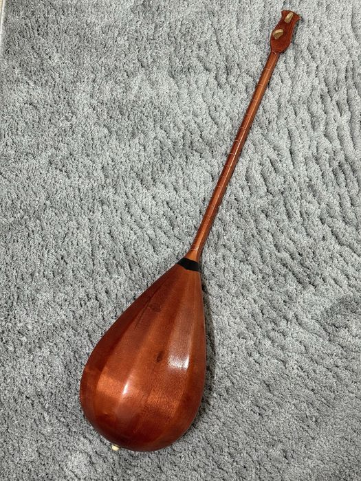 Продается детская домбыра